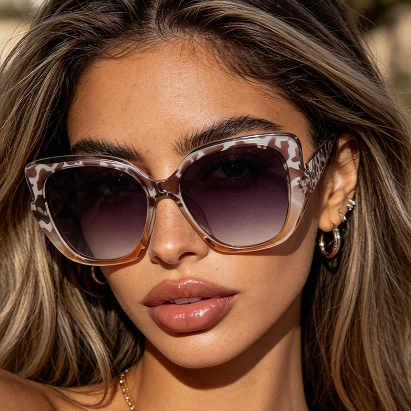 1Pc Niche Trendy Brand Pink Le - огляд і ціна Streetwear Brand Photography